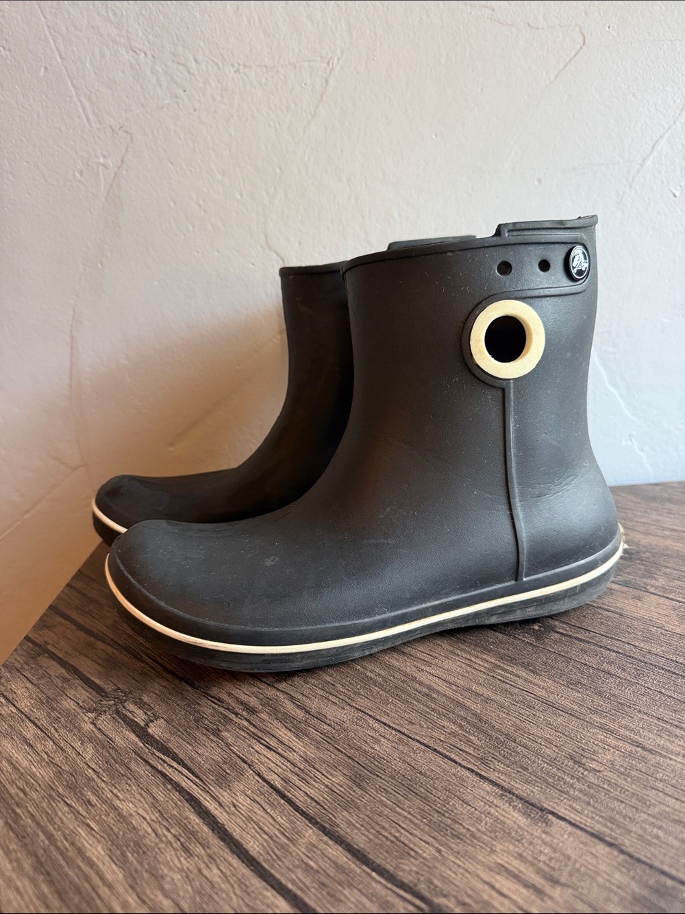 CROCS Black Short Rain Boots with Ivory Trim